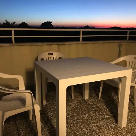 Attico Belvedere بيت للعطل *